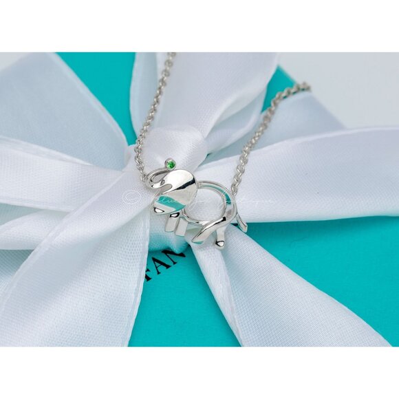 Tiffany & Co. Elephant Bracelet "Save the Elephants" Green Tsavorite in Silver - Picture 2 of 8